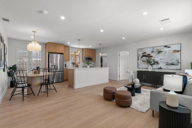 2271 Hemlock Avenue, Concord, CA 94520