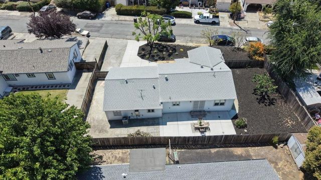 2271 Hemlock Avenue, Concord, CA 94520