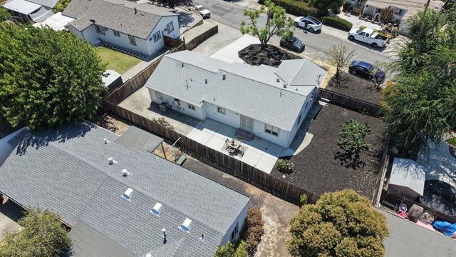 2271 Hemlock Avenue, Concord, CA 94520