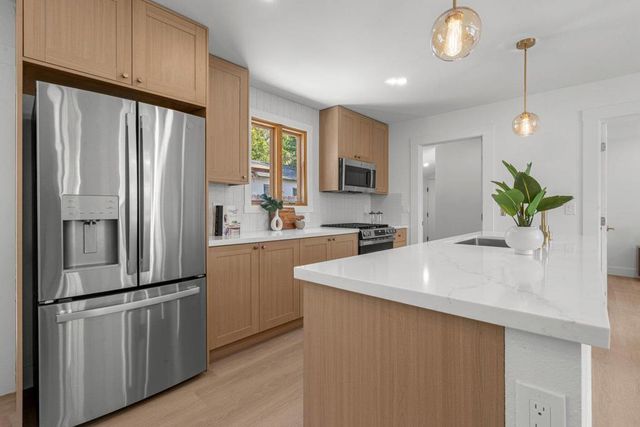 2271 Hemlock Avenue, Concord, CA 94520