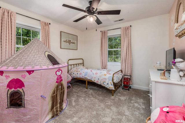 412 Noah Lane, Carterville, IL 62918