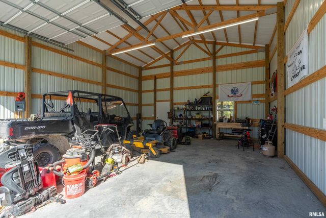 412 Noah Lane, Carterville, IL 62918