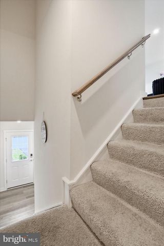 32 LYRIQ CT, Inwood, WV 25428