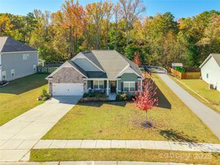200 Clauser Road S, Mount Holly, NC 28120