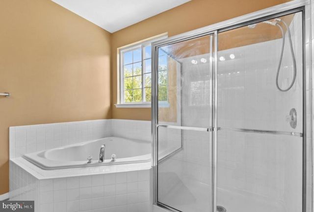 5610 HARTFIELD, Suitland, MD 20746