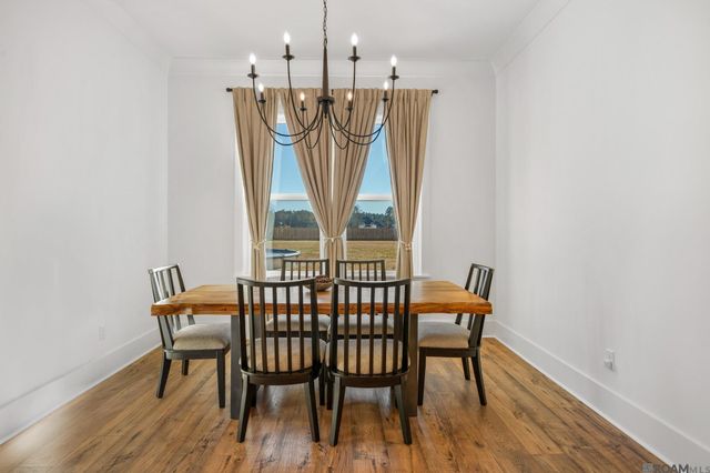 10598 Arnold Rd, Denham Springs, LA 70726