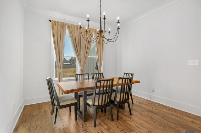 10598 Arnold Rd, Denham Springs, LA 70726