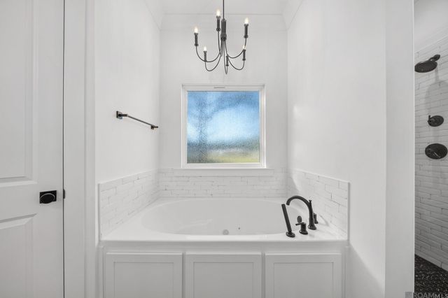 10598 Arnold Rd, Denham Springs, LA 70726