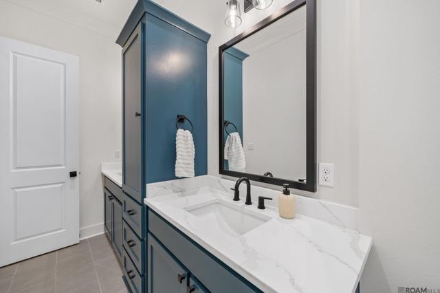 10598 Arnold Rd, Denham Springs, LA 70726