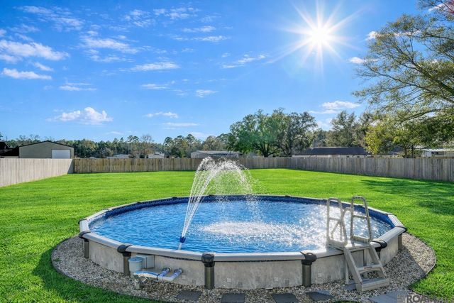 10598 Arnold Rd, Denham Springs, LA 70726