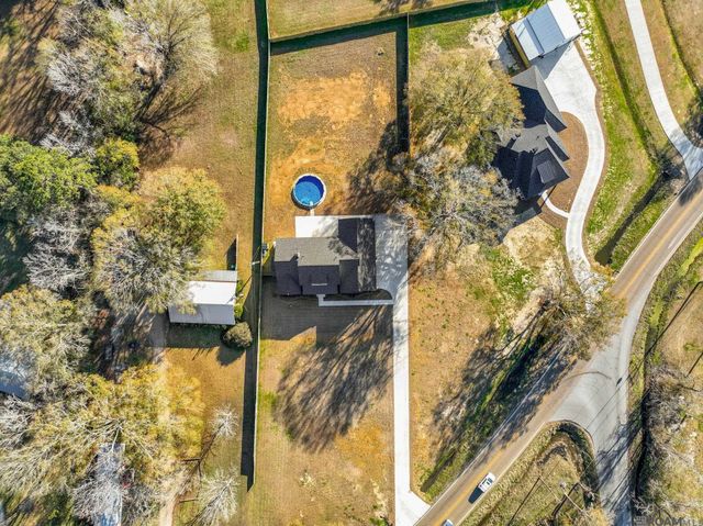 10598 Arnold Rd, Denham Springs, LA 70726