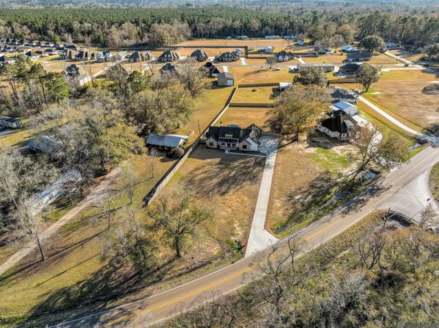 10598 Arnold Rd, Denham Springs, LA 70726