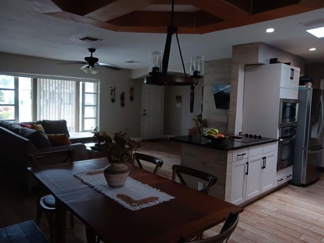 8204 NW 100th Terrace, Tamarac, FL 33321