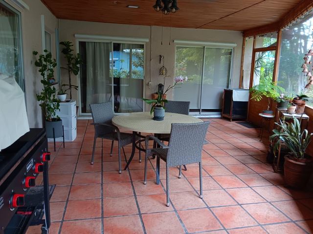 8204 NW 100th Terrace, Tamarac, FL 33321