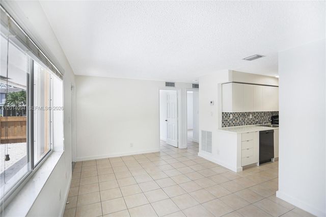 1522 SW 30th St 1, Fort Lauderdale, FL 33315