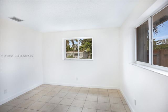 1522 SW 30th St 1, Fort Lauderdale, FL 33315