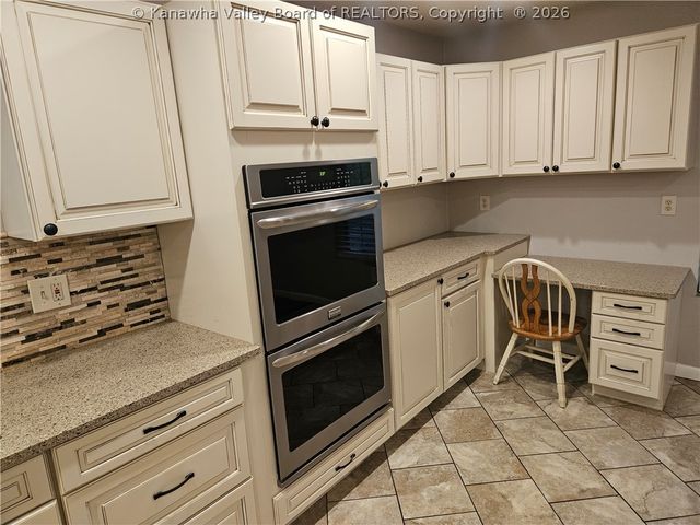 109 Ridgewood Forest Road, St Albans, WV 25177