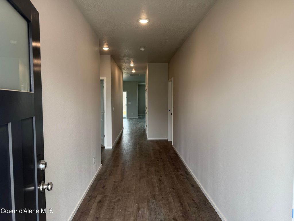 4485 E Rare Fox AVE, Post Falls, ID 83854 photo 2