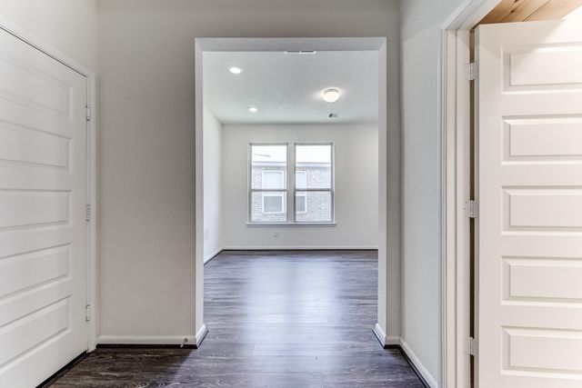 2103 Parnevik Place, Conroe, TX 77304