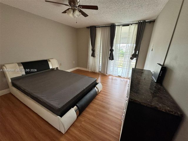 1100 Saint Charles Pl 606, Pembroke Pines, FL 33026
