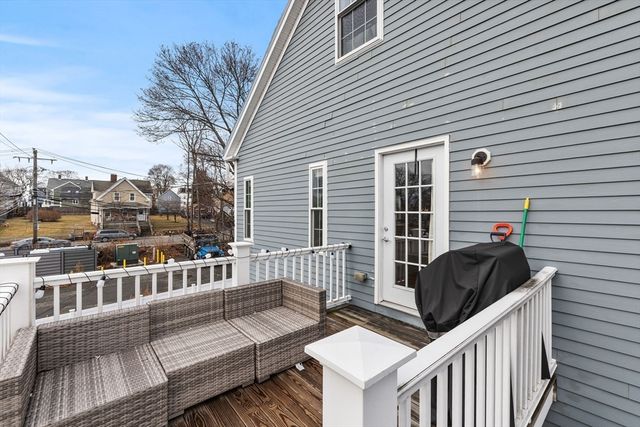 8-10 Ann St 8, Boston, MA 02122