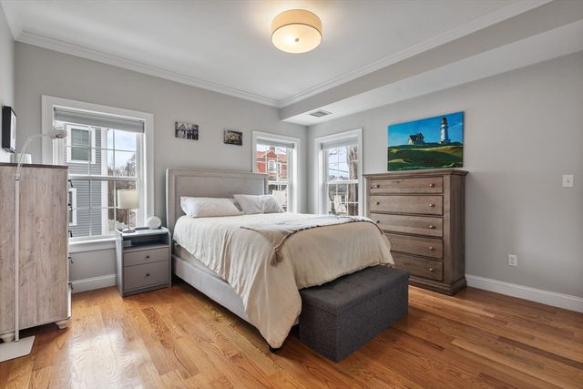 8-10 Ann St 8, Boston, MA 02122