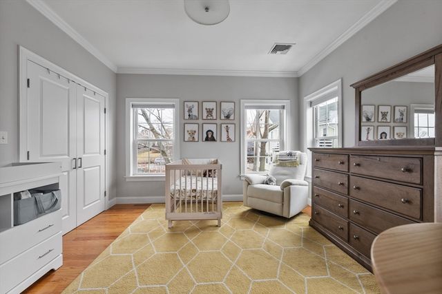 8-10 Ann St 8, Boston, MA 02122