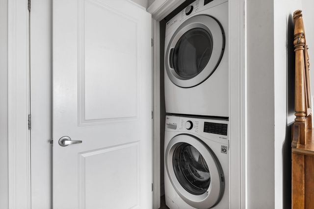 8-10 Ann St 8, Boston, MA 02122