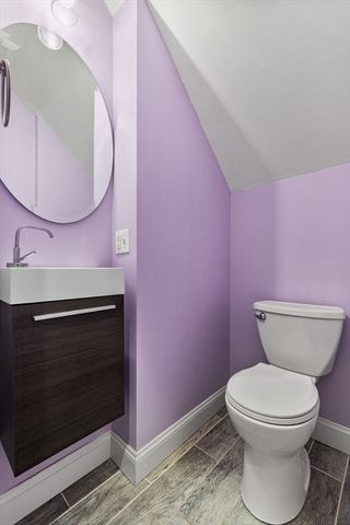 8-10 Ann St 8, Boston, MA 02122