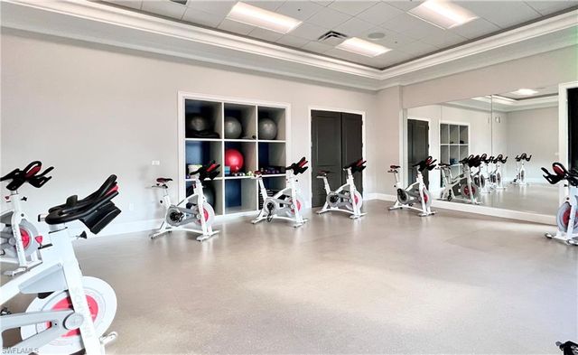 8555 Naples Heritage DR 234, Naples, FL 34112