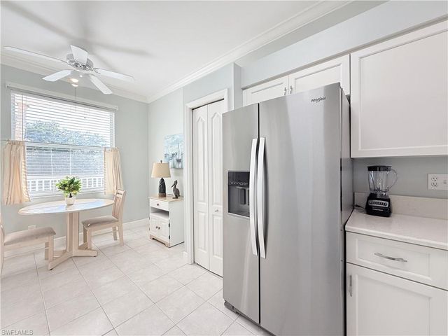 8555 Naples Heritage DR 234, Naples, FL 34112