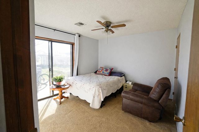 613 S Broadway Street, Grove, OK 74344