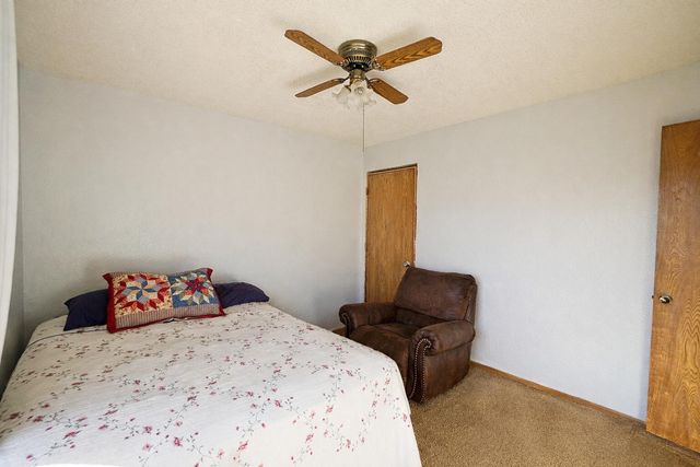 613 S Broadway Street, Grove, OK 74344