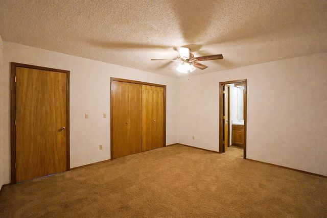 613 S Broadway Street, Grove, OK 74344