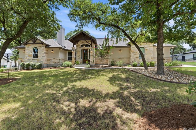 125 N TRANQUILITY DR, La Vernia, TX 78121