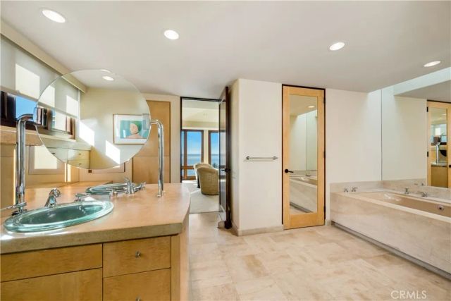 49 Lagunita Drive, Laguna Beach, CA 92651