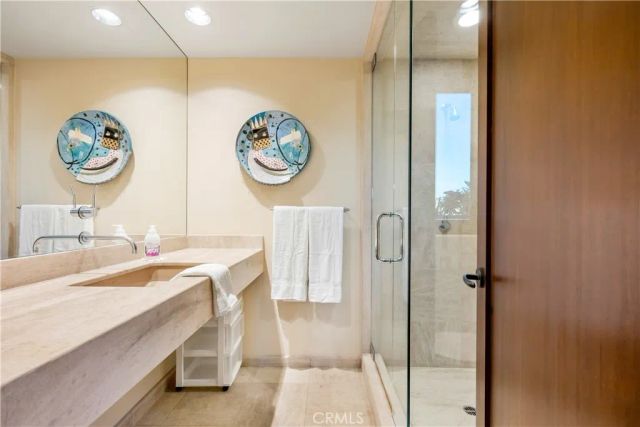 49 Lagunita Drive, Laguna Beach, CA 92651