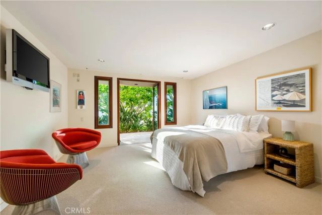 49 Lagunita Drive, Laguna Beach, CA 92651