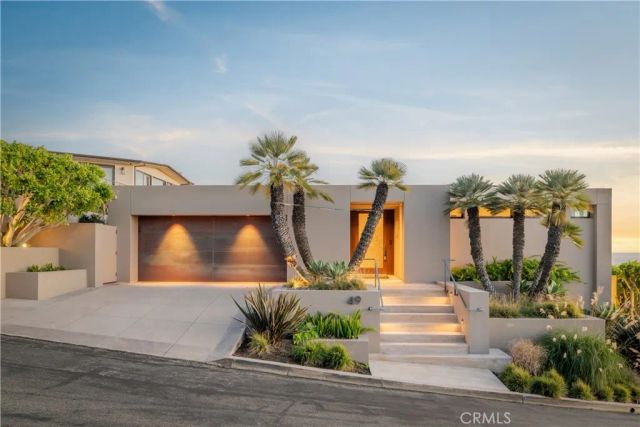 49 Lagunita Drive, Laguna Beach, CA 92651