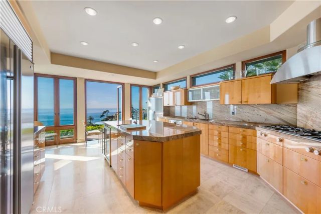 49 Lagunita Drive, Laguna Beach, CA 92651