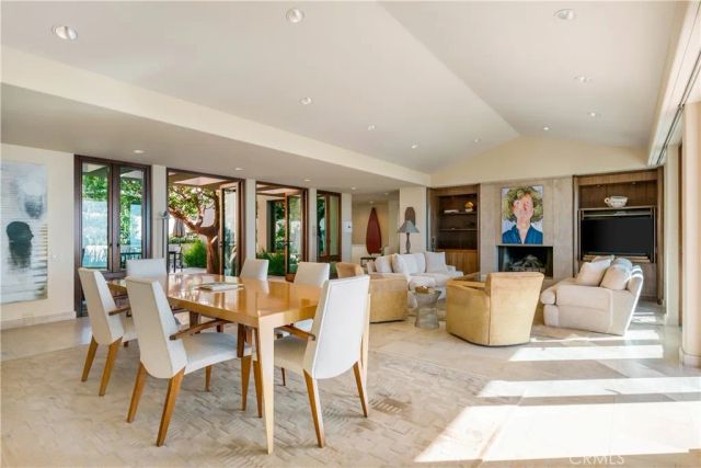 49 Lagunita Drive, Laguna Beach, CA 92651