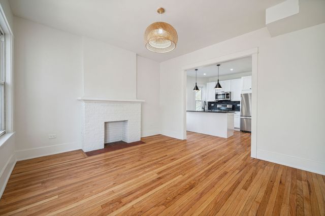 1928 Harrison Street 2, Evanston, IL 60201