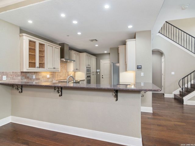 123 Eaton St Apt 104, San Antonio, TX 78209