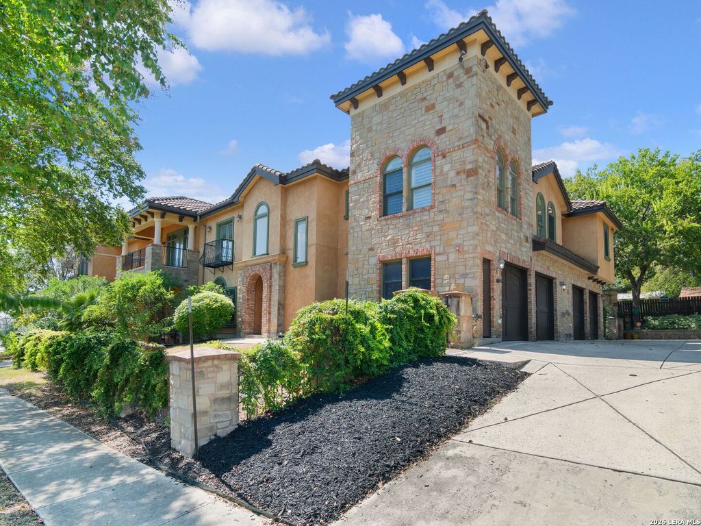 123 Eaton St Apt 104, San Antonio, TX 78209