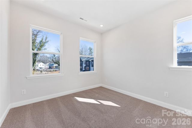 905 Archway Lane, Charlotte, NC 28217