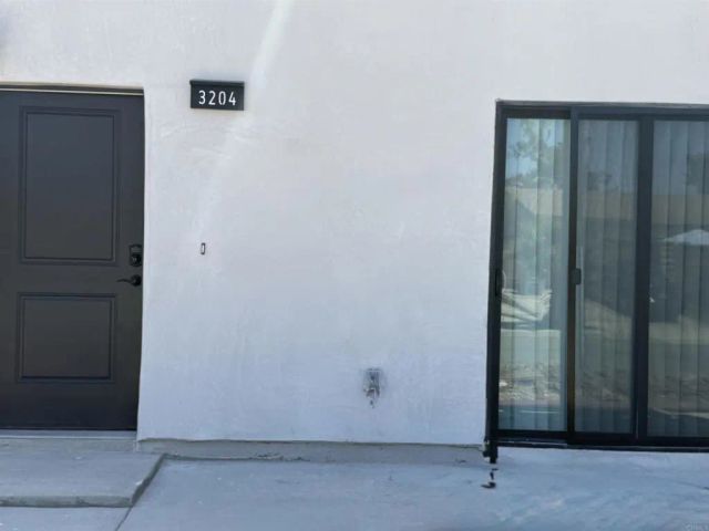 3204 Neosho Place, San Diego, CA 92117