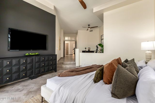 8118 E SADDLE HORN Road, Scottsdale, AZ 85255