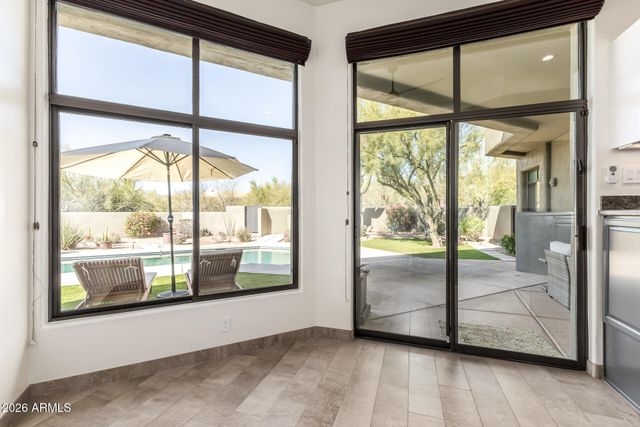 8118 E SADDLE HORN Road, Scottsdale, AZ 85255