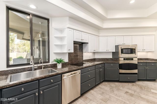 8118 E SADDLE HORN Road, Scottsdale, AZ 85255