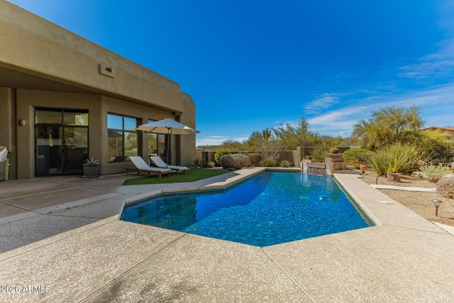 8118 E SADDLE HORN Road, Scottsdale, AZ 85255